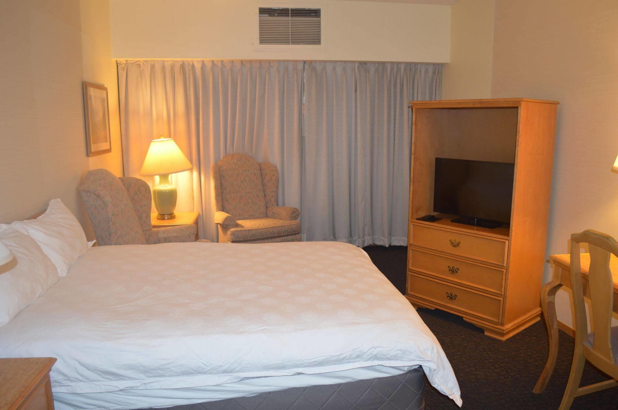 Totem Lake Hotel カークランド エクステリア 写真