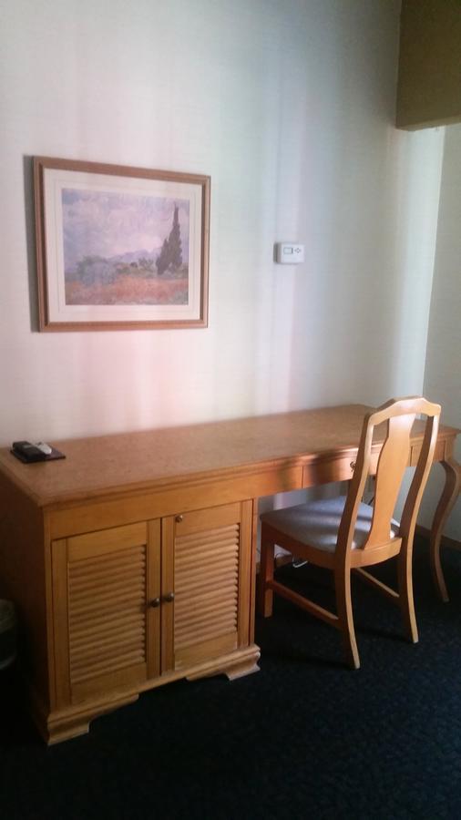 Totem Lake Hotel カークランド エクステリア 写真