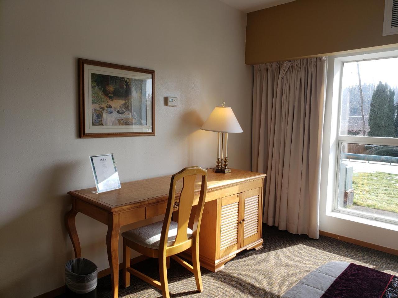 Totem Lake Hotel カークランド エクステリア 写真