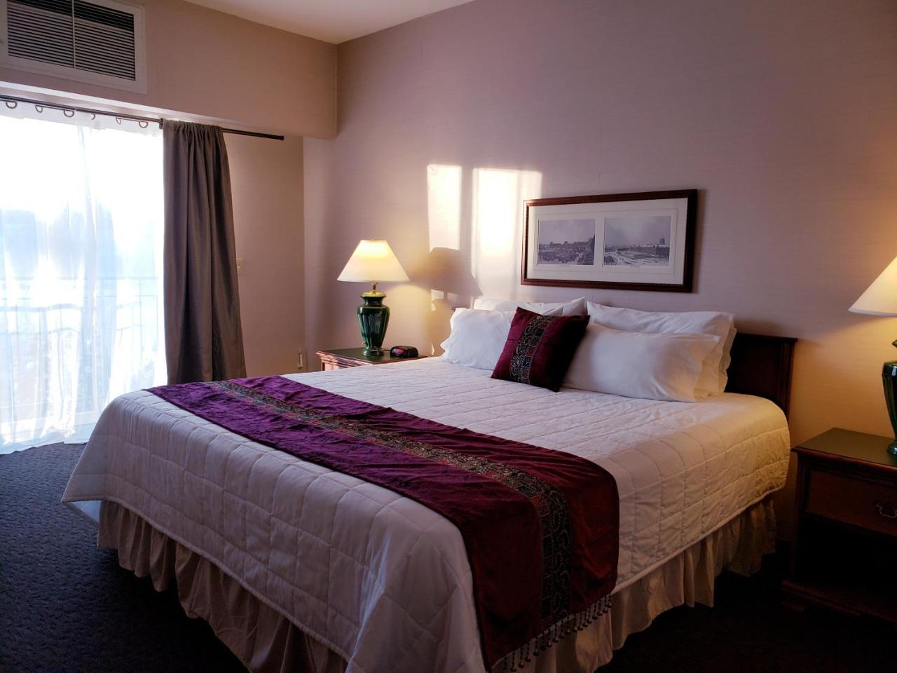 Totem Lake Hotel カークランド エクステリア 写真