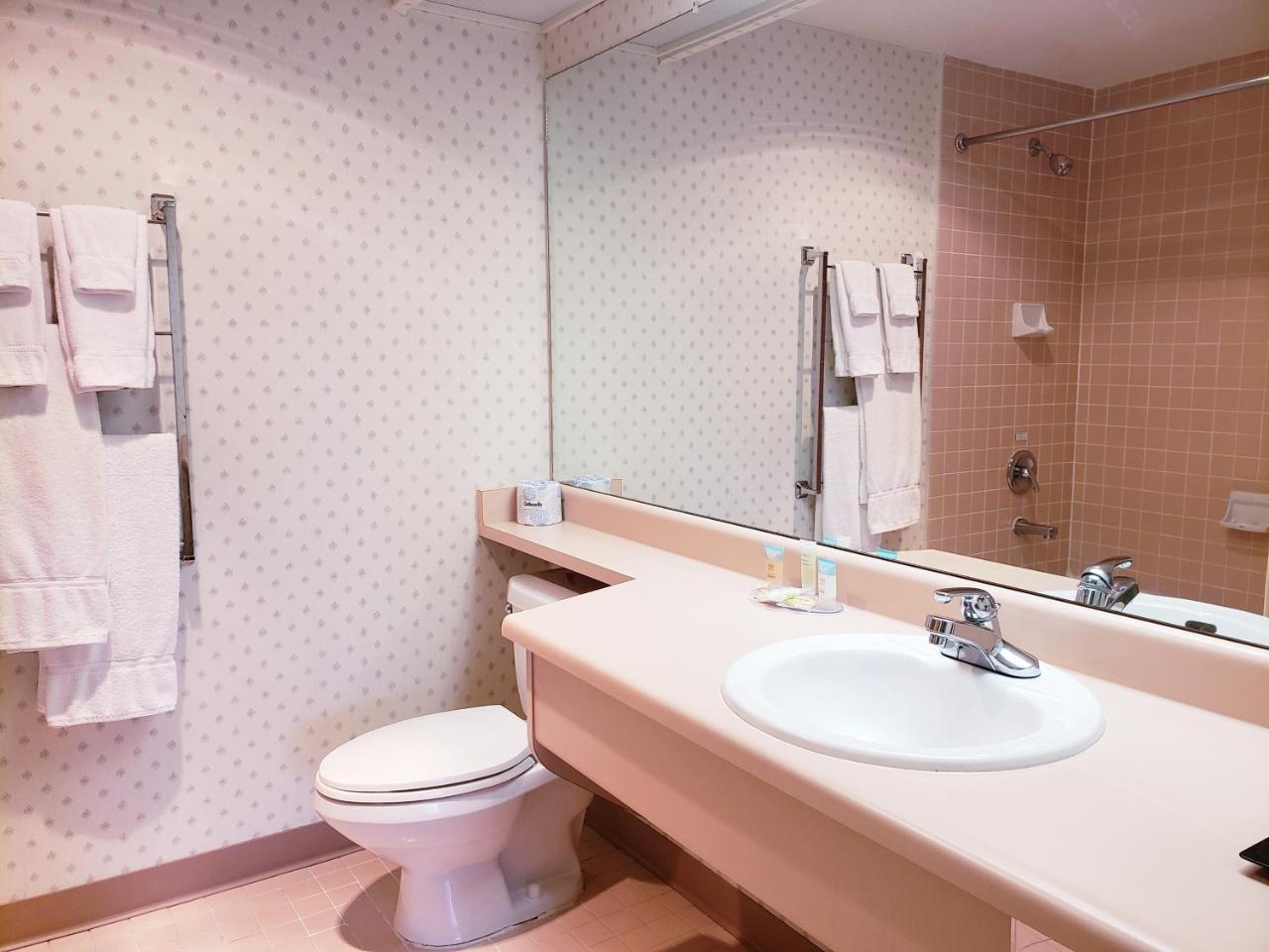 Totem Lake Hotel カークランド エクステリア 写真